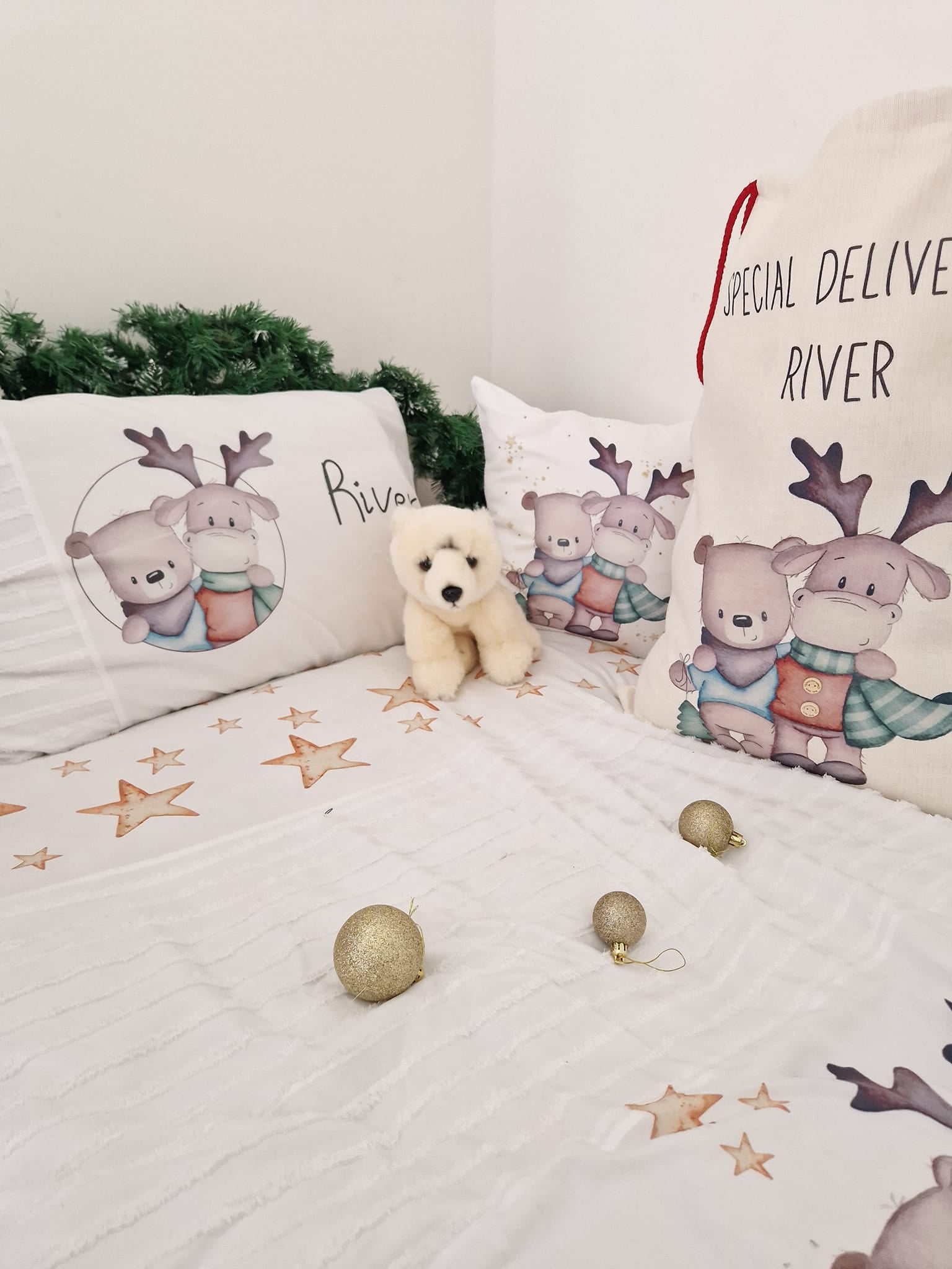 Enchanting Bear & Deer Christmas Bedding Set